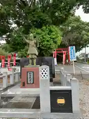 生品神社の像