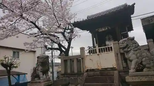 白山社の本殿・本堂