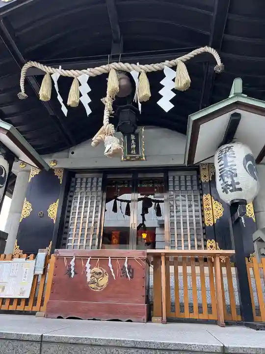 築土神社の本殿・本堂