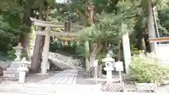 泉神社の建物その他