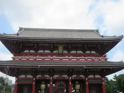 浅草寺の山門・神門