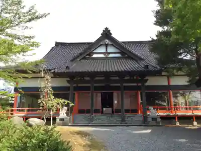 三宝荒神社の本殿・本堂