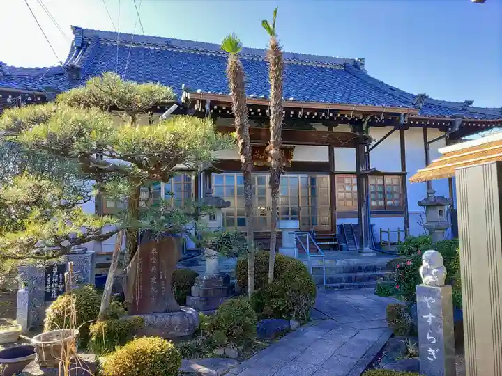 薬師寺の本殿・本堂