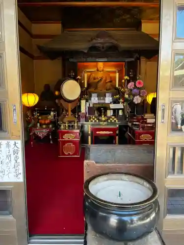 弘明寺の{uncategorized: "未分類", other: "その他", undefined: "問題あり", building: "その他建物", grave: "お墓", sacred_gate: "鳥居", guardian: "狛犬", statue: "像", buddha: "仏像", history: "歴史", nature: "自然", garden: "庭園", animal: "動物", pagoda: "塔", temizu: "手水舎", mountain_gate: "山門・神門", sanctuary: "本殿・本堂", subordinate: "末社・摂社", art: "芸術", scenery: "景色", jizo: "地蔵", ema: "絵馬", goshuin: "御朱印", omikuji: "おみくじ", items: "授与品その他", amulet: "お守り", goshuincho: "御朱印帳", eats: "食事", festival: "お祭り", votive_dance: "神楽", shichigosan: "七五三参", wedding: "結婚式", experience: "体験その他", initially: "初詣", around: "周辺", anti_infection: "感染症対策"}