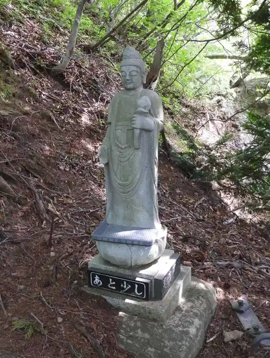 見入山観音堂の仏像