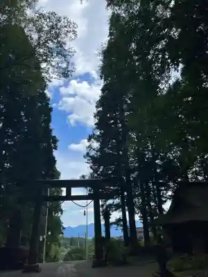 戸隠神社火之御子社の{uncategorized: "未分類", other: "その他", undefined: "問題あり", building: "その他建物", grave: "お墓", sacred_gate: "鳥居", guardian: "狛犬", statue: "像", buddha: "仏像", history: "歴史", nature: "自然", garden: "庭園", animal: "動物", pagoda: "塔", temizu: "手水舎", mountain_gate: "山門・神門", sanctuary: "本殿・本堂", subordinate: "末社・摂社", art: "芸術", scenery: "景色", jizo: "地蔵", ema: "絵馬", goshuin: "御朱印", omikuji: "おみくじ", items: "授与品その他", amulet: "お守り", goshuincho: "御朱印帳", eats: "食事", festival: "お祭り", votive_dance: "神楽", shichigosan: "七五三参", wedding: "結婚式", experience: "体験その他", initially: "初詣", around: "周辺", anti_infection: "感染症対策"}