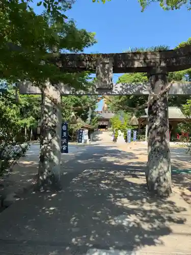 皇大神宮神社の{uncategorized: "未分類", other: "その他", undefined: "問題あり", building: "その他建物", grave: "お墓", sacred_gate: "鳥居", guardian: "狛犬", statue: "像", buddha: "仏像", history: "歴史", nature: "自然", garden: "庭園", animal: "動物", pagoda: "塔", temizu: "手水舎", mountain_gate: "山門・神門", sanctuary: "本殿・本堂", subordinate: "末社・摂社", art: "芸術", scenery: "景色", jizo: "地蔵", ema: "絵馬", goshuin: "御朱印", omikuji: "おみくじ", items: "授与品その他", amulet: "お守り", goshuincho: "御朱印帳", eats: "食事", festival: "お祭り", votive_dance: "神楽", shichigosan: "七五三参", wedding: "結婚式", experience: "体験その他", initially: "初詣", around: "周辺", anti_infection: "感染症対策"}
