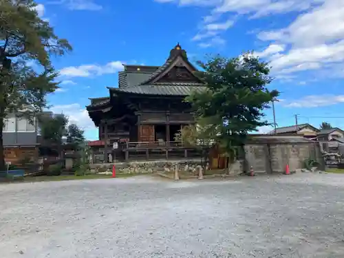 秩父札所十三番 慈眼寺の本殿・本堂