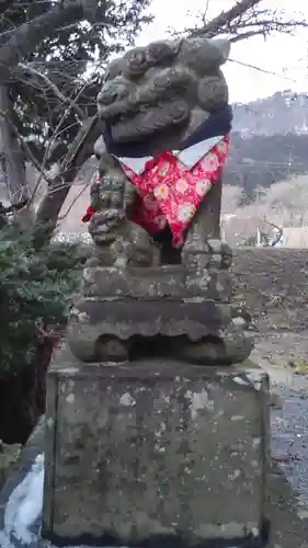 高司神社〜むすびの神の鎮まる社〜の狛犬