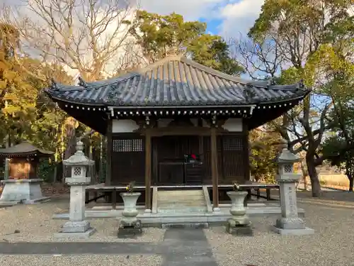 高薗寺の本殿・本堂