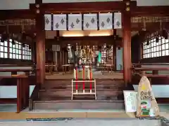 三輪神社の本殿