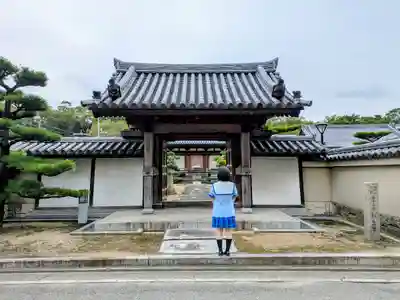 松生院の山門・神門