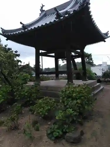 持光寺の建物その他