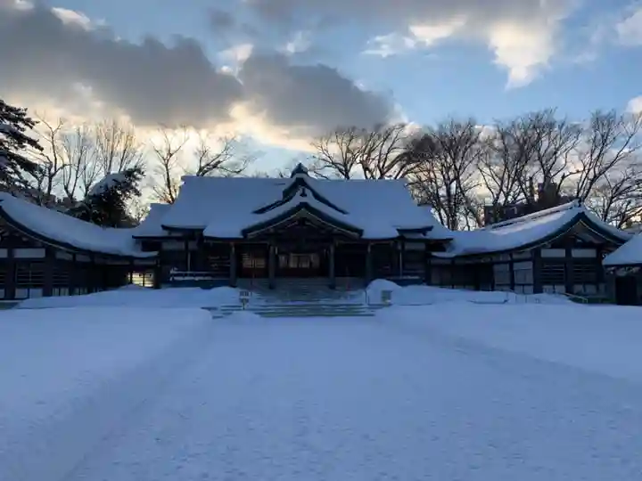 札幌護國神社の本殿・本堂