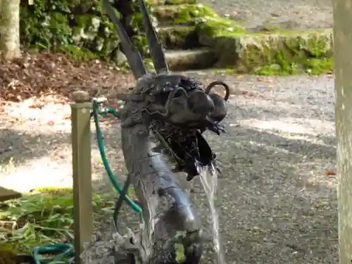 山中浅間神社の手水舎