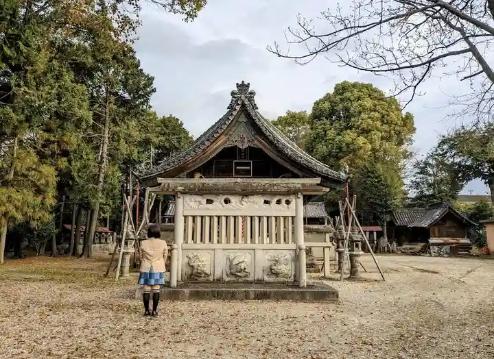 八所神社(八所社)の本殿・本堂