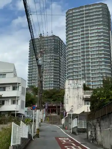 安里八幡宮の{uncategorized: "未分類", other: "その他", undefined: "問題あり", building: "その他建物", grave: "お墓", sacred_gate: "鳥居", guardian: "狛犬", statue: "像", buddha: "仏像", history: "歴史", nature: "自然", garden: "庭園", animal: "動物", pagoda: "塔", temizu: "手水舎", mountain_gate: "山門・神門", sanctuary: "本殿・本堂", subordinate: "末社・摂社", art: "芸術", scenery: "景色", jizo: "地蔵", ema: "絵馬", goshuin: "御朱印", omikuji: "おみくじ", items: "授与品その他", amulet: "お守り", goshuincho: "御朱印帳", eats: "食事", festival: "お祭り", votive_dance: "神楽", shichigosan: "七五三参", wedding: "結婚式", experience: "体験その他", initially: "初詣", around: "周辺", anti_infection: "感染症対策"}