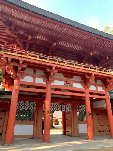 武蔵一宮氷川神社の山門