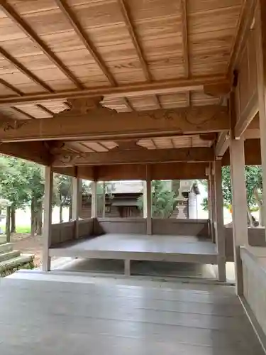 若一神社の本殿・本堂