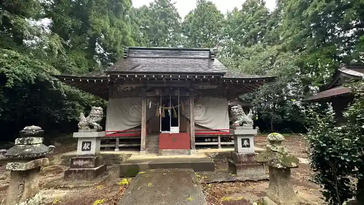 熊野神社の本殿・本堂
