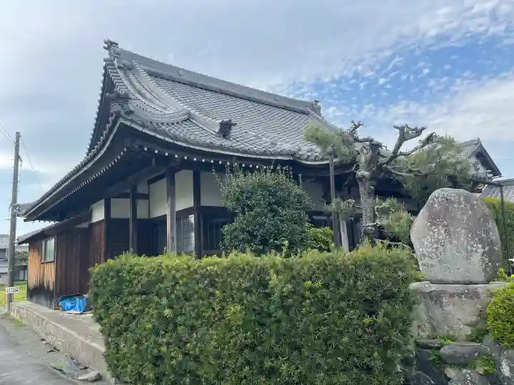 法養寺の{uncategorized: "未分類", other: "その他", undefined: "問題あり", building: "その他建物", grave: "お墓", sacred_gate: "鳥居", guardian: "狛犬", statue: "像", buddha: "仏像", history: "歴史", nature: "自然", garden: "庭園", animal: "動物", pagoda: "塔", temizu: "手水舎", mountain_gate: "山門・神門", sanctuary: "本殿・本堂", subordinate: "末社・摂社", art: "芸術", scenery: "景色", jizo: "地蔵", ema: "絵馬", goshuin: "御朱印", omikuji: "おみくじ", items: "授与品その他", amulet: "お守り", goshuincho: "御朱印帳", eats: "食事", festival: "お祭り", votive_dance: "神楽", shichigosan: "七五三参", wedding: "結婚式", experience: "体験その他", initially: "初詣", around: "周辺", anti_infection: "感染症対策"}