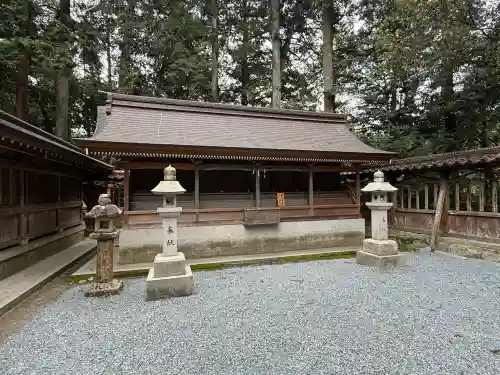 伊和神社の{uncategorized: "未分類", other: "その他", undefined: "問題あり", building: "その他建物", grave: "お墓", sacred_gate: "鳥居", guardian: "狛犬", statue: "像", buddha: "仏像", history: "歴史", nature: "自然", garden: "庭園", animal: "動物", pagoda: "塔", temizu: "手水舎", mountain_gate: "山門・神門", sanctuary: "本殿・本堂", subordinate: "末社・摂社", art: "芸術", scenery: "景色", jizo: "地蔵", ema: "絵馬", goshuin: "御朱印", omikuji: "おみくじ", items: "授与品その他", amulet: "お守り", goshuincho: "御朱印帳", eats: "食事", festival: "お祭り", votive_dance: "神楽", shichigosan: "七五三参", wedding: "結婚式", experience: "体験その他", initially: "初詣", around: "周辺", anti_infection: "感染症対策"}