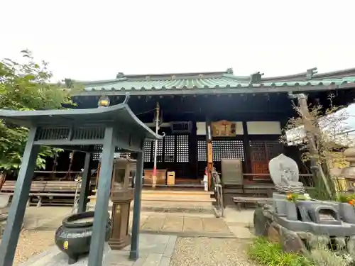 長宝寺の本殿・本堂