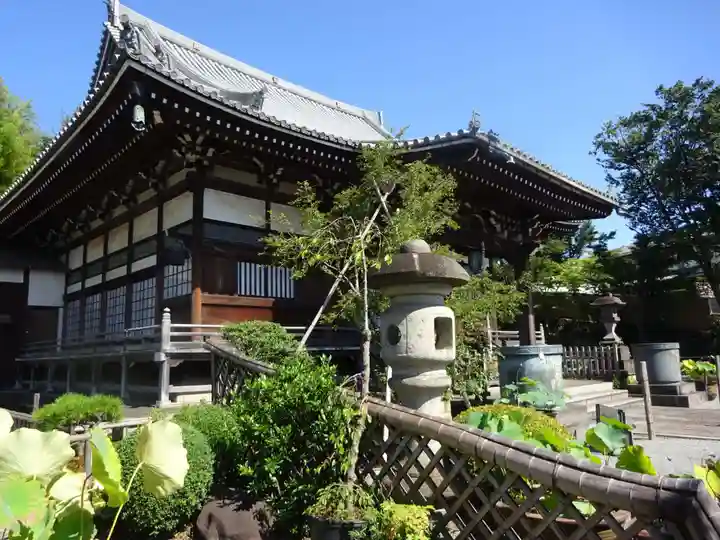 妙蓮寺の本殿・本堂