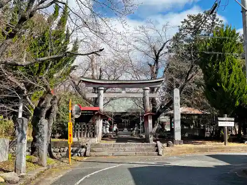 賀茂春日神社の鳥居