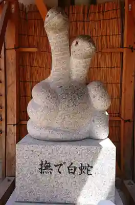 蛇窪神社の狛犬