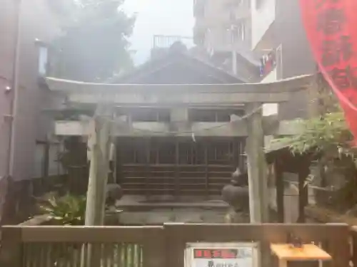 於春稲荷神社(東京都)