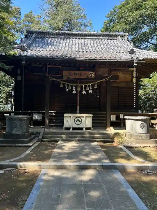 八幡神社の本殿・本堂