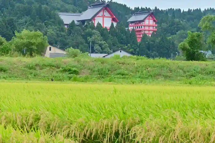 宝徳山稲荷大社(新潟県)