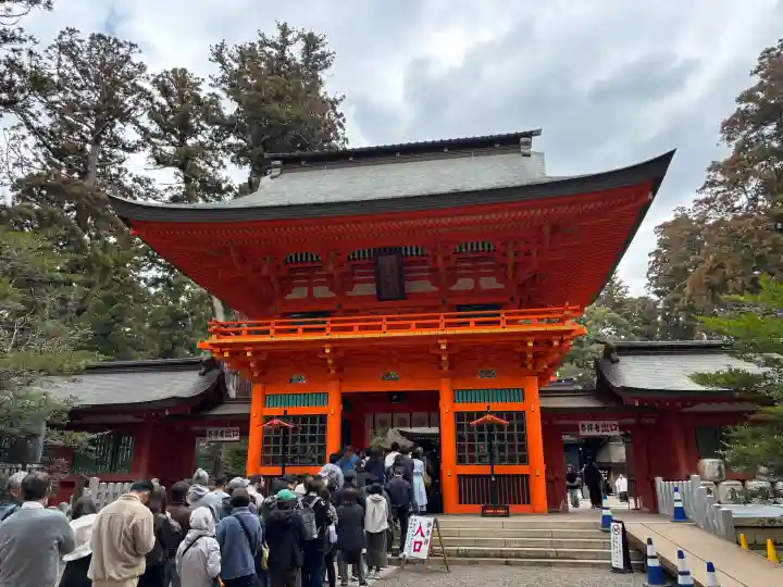 香取神宮の{uncategorized: "未分類", other: "その他", undefined: "問題あり", building: "その他建物", grave: "お墓", sacred_gate: "鳥居", guardian: "狛犬", statue: "像", buddha: "仏像", history: "歴史", nature: "自然", garden: "庭園", animal: "動物", pagoda: "塔", temizu: "手水舎", mountain_gate: "山門・神門", sanctuary: "本殿・本堂", subordinate: "末社・摂社", art: "芸術", scenery: "景色", jizo: "地蔵", ema: "絵馬", goshuin: "御朱印", omikuji: "おみくじ", items: "授与品その他", amulet: "お守り", goshuincho: "御朱印帳", eats: "食事", festival: "お祭り", votive_dance: "神楽", shichigosan: "七五三参", wedding: "結婚式", experience: "体験その他", initially: "初詣", around: "周辺", anti_infection: "感染症対策"}