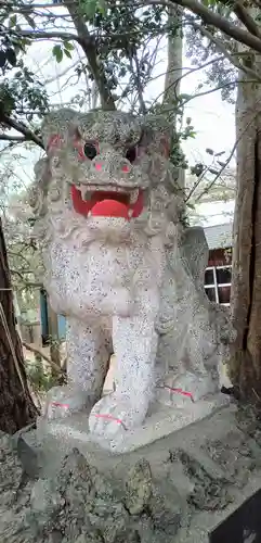 厳嶋神社の狛犬