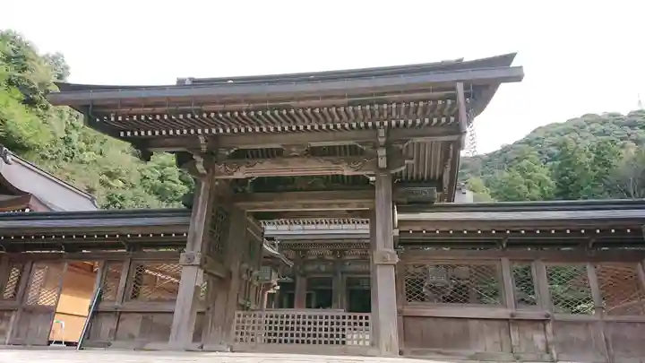伊奈波神社の本殿・本堂