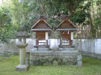 村屋坐弥冨都比売神社の末社・摂社