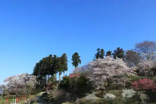 高屋敷稲荷神社の景色