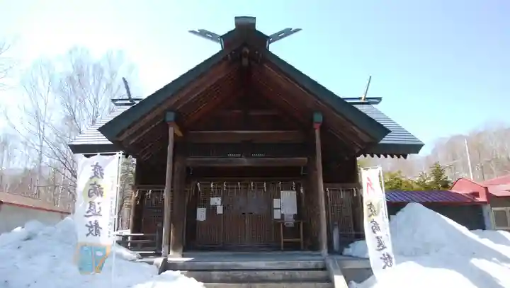 神居神社の本殿・本堂