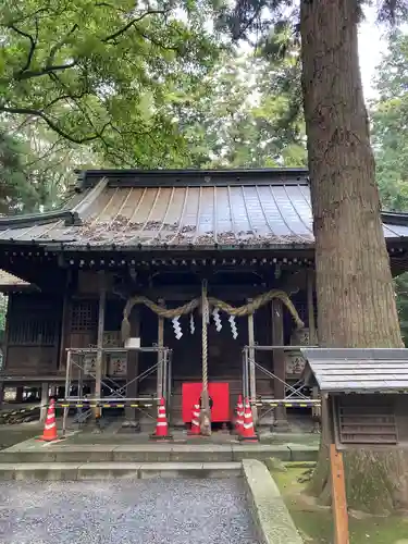 生品神社の本殿