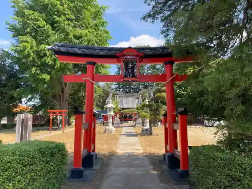 子神社の{uncategorized: "未分類", other: "その他", undefined: "問題あり", building: "その他建物", grave: "お墓", sacred_gate: "鳥居", guardian: "狛犬", statue: "像", buddha: "仏像", history: "歴史", nature: "自然", garden: "庭園", animal: "動物", pagoda: "塔", temizu: "手水舎", mountain_gate: "山門・神門", sanctuary: "本殿・本堂", subordinate: "末社・摂社", art: "芸術", scenery: "景色", jizo: "地蔵", ema: "絵馬", goshuin: "御朱印", omikuji: "おみくじ", items: "授与品その他", amulet: "お守り", goshuincho: "御朱印帳", eats: "食事", festival: "お祭り", votive_dance: "神楽", shichigosan: "七五三参", wedding: "結婚式", experience: "体験その他", initially: "初詣", around: "周辺", anti_infection: "感染症対策"}