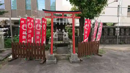麻布氷川神社の末社・摂社