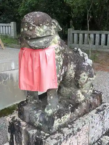 八幡神社の狛犬