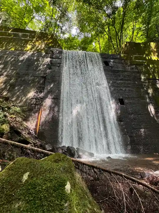 母の白滝神社(山梨県)