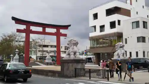 鶴岡八幡宮の鳥居