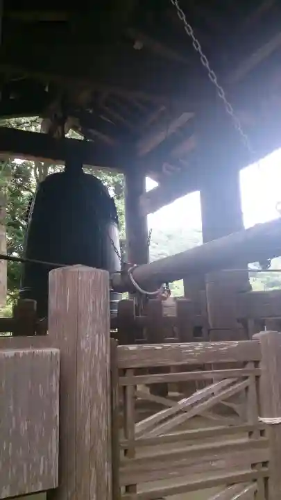 円覚寺の{uncategorized: "未分類", other: "その他", undefined: "問題あり", building: "その他建物", grave: "お墓", sacred_gate: "鳥居", guardian: "狛犬", statue: "像", buddha: "仏像", history: "歴史", nature: "自然", garden: "庭園", animal: "動物", pagoda: "塔", temizu: "手水舎", mountain_gate: "山門・神門", sanctuary: "本殿・本堂", subordinate: "末社・摂社", art: "芸術", scenery: "景色", jizo: "地蔵", ema: "絵馬", goshuin: "御朱印", omikuji: "おみくじ", items: "授与品その他", amulet: "お守り", goshuincho: "御朱印帳", eats: "食事", festival: "お祭り", votive_dance: "神楽", shichigosan: "七五三参", wedding: "結婚式", experience: "体験その他", initially: "初詣", around: "周辺", anti_infection: "感染症対策"}