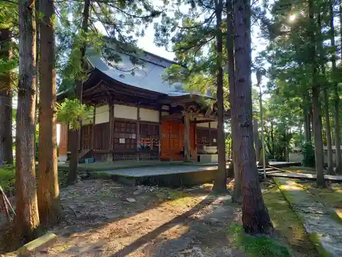 本成寺の本殿・本堂