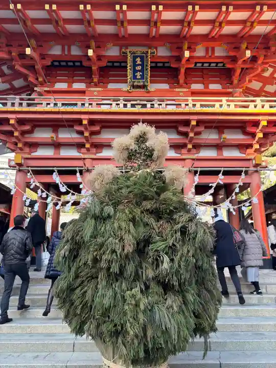 生田神社の山門・神門