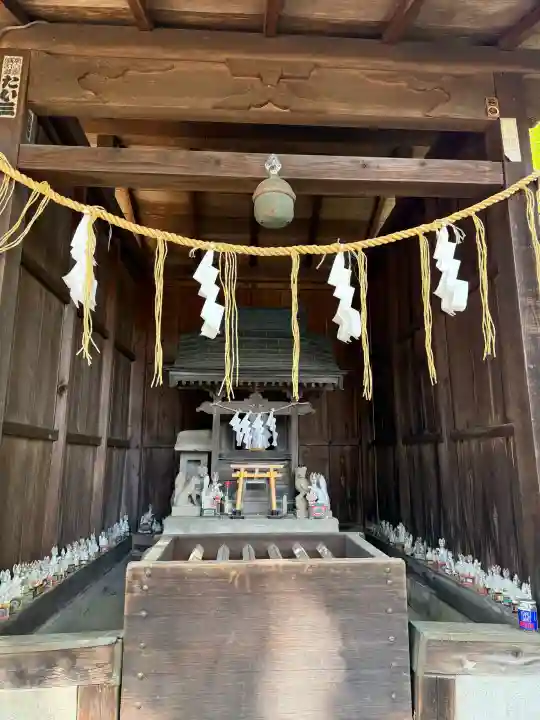 八雲神社(緑町)の{uncategorized: "未分類", other: "その他", undefined: "問題あり", building: "その他建物", grave: "お墓", sacred_gate: "鳥居", guardian: "狛犬", statue: "像", buddha: "仏像", history: "歴史", nature: "自然", garden: "庭園", animal: "動物", pagoda: "塔", temizu: "手水舎", mountain_gate: "山門・神門", sanctuary: "本殿・本堂", subordinate: "末社・摂社", art: "芸術", scenery: "景色", jizo: "地蔵", ema: "絵馬", goshuin: "御朱印", omikuji: "おみくじ", items: "授与品その他", amulet: "お守り", goshuincho: "御朱印帳", eats: "食事", festival: "お祭り", votive_dance: "神楽", shichigosan: "七五三参", wedding: "結婚式", experience: "体験その他", initially: "初詣", around: "周辺", anti_infection: "感染症対策"}