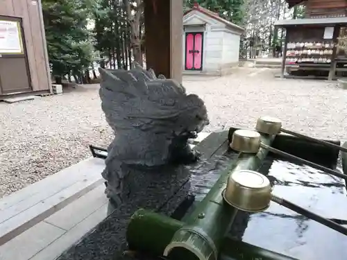 滑川神社 - 仕事と子どもの守り神の手水